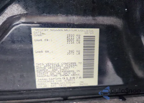 2015 Nissan Altima 2.5 z USA, uszkodzony, nr VIN 1N4AL3AP5FN913878